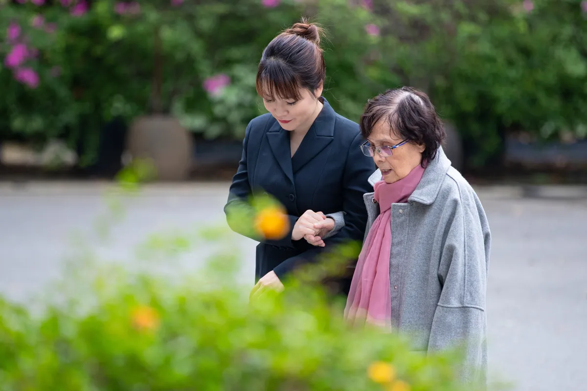 Chuyện về 3 thế hệ đam m&ecirc; gi&aacute;o dục trong gia đ&igrave;nh nữ gi&aacute;o sư to&aacute;n học đầu ti&ecirc;n của Việt Nam - Ảnh 1.