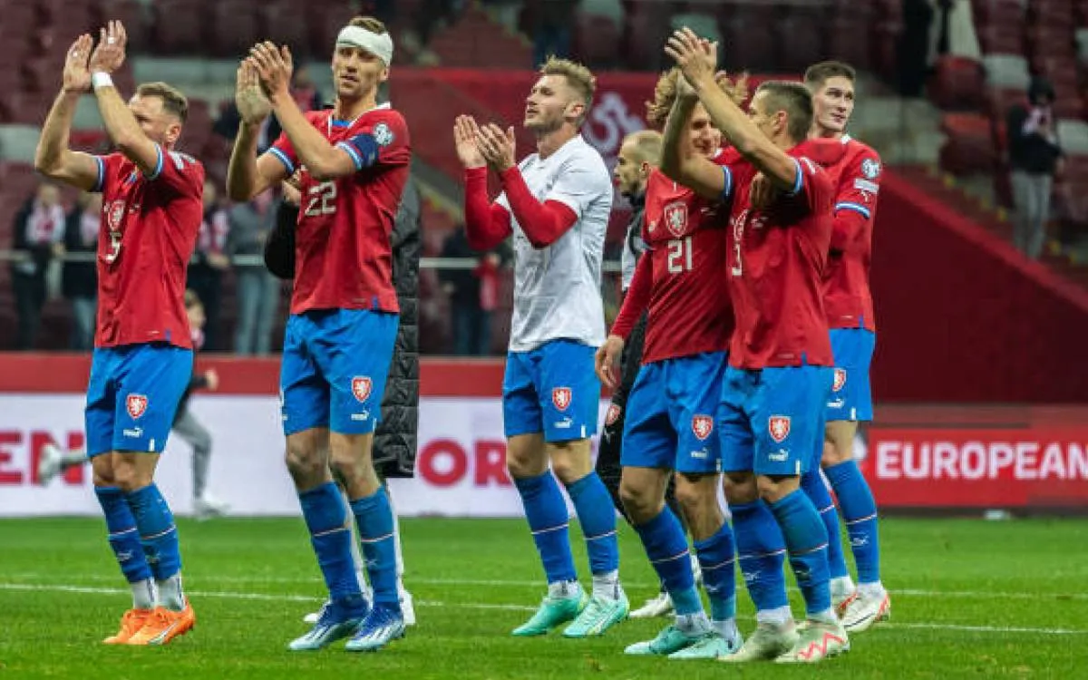 Kết quả vòng loại EURO 2024: Italia giành vé đi tiếp, ĐT Anh bị cầm hòa - Ảnh 2. Kết quả vòng loại EURO 2024: Italia giành vé đi tiếp, ĐT Anh bị cầm hòa - Ảnh 2.