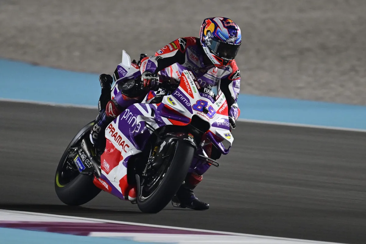Các tay đua MotoGP không hài lòng với lốp xe của Michelin - Ảnh 1. Các tay đua MotoGP không hài lòng với lốp xe của Michelin - Ảnh 1.