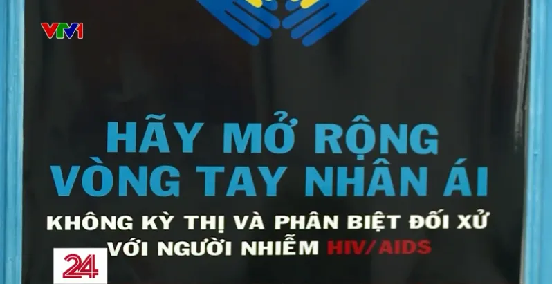 Ngăn lây nhiễm HIV/AIDS tại các vùng đông khách du lịch - Ảnh 1.