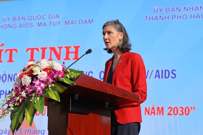 Phòng chống HIV/AIDS: Vẫn còn nhiều khó khăn, thách thức - Ảnh 8. Phòng chống HIV/AIDS: Vẫn còn nhiều khó khăn, thách thức - Ảnh 8.