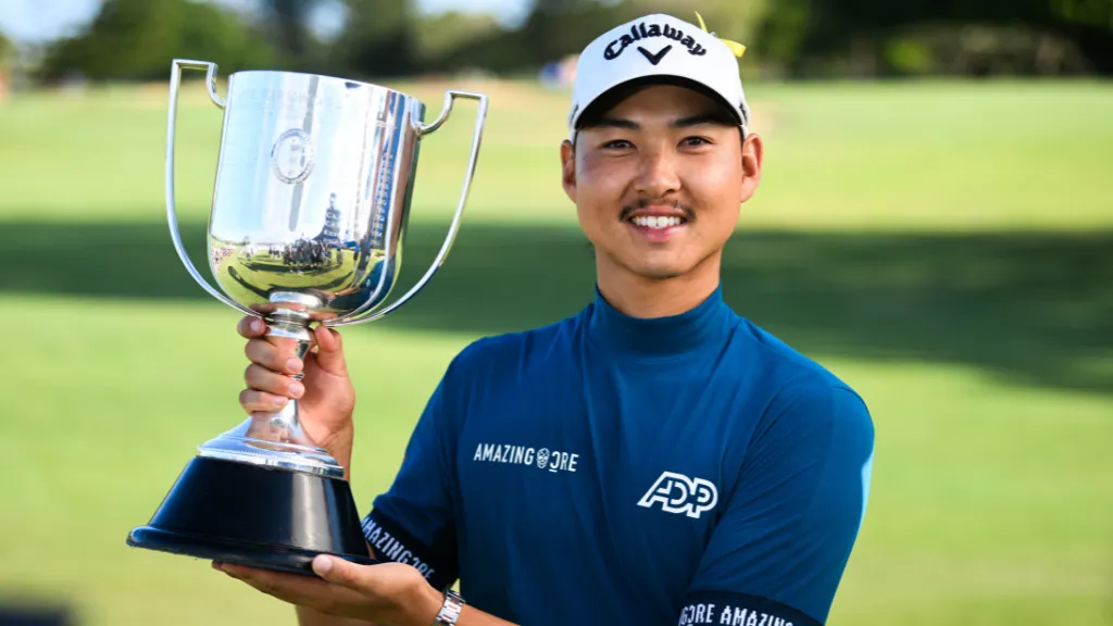 Dấu ấn những nhà vô địch golf tuần qua - Ảnh 1. Dấu ấn những nhà vô địch golf tuần qua - Ảnh 1.
