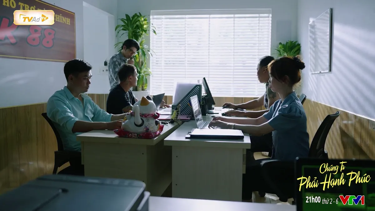 Ch&uacute;ng ta phải hạnh ph&uacute;c - Tập 14: Con trai Nguyệt nợ tới 60 triệu đồng - Ảnh 4.