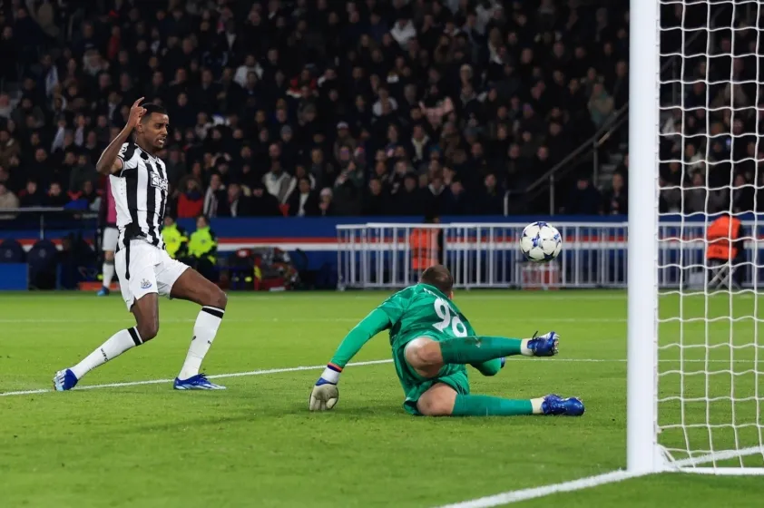Kết quả UEFA Champions League ngày 29/11: PSG thoát thua phút 98, Man City ngược dòng ngoạn mục - Ảnh 3. Kết quả UEFA Champions League ngày 29/11: PSG thoát thua phút 98, Man City ngược dòng ngoạn mục - Ảnh 3.