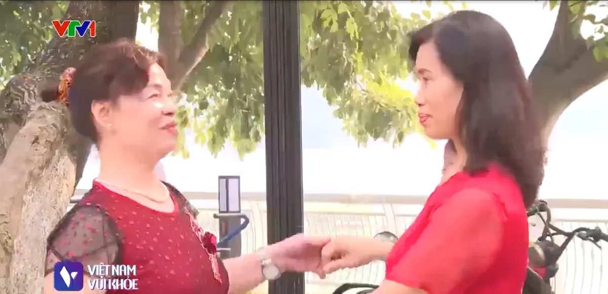 Người cao tuổi đề ph&ograve;ng tho&aacute;i h&oacute;a khớp gối như thế n&agrave;o? - Ảnh 2.