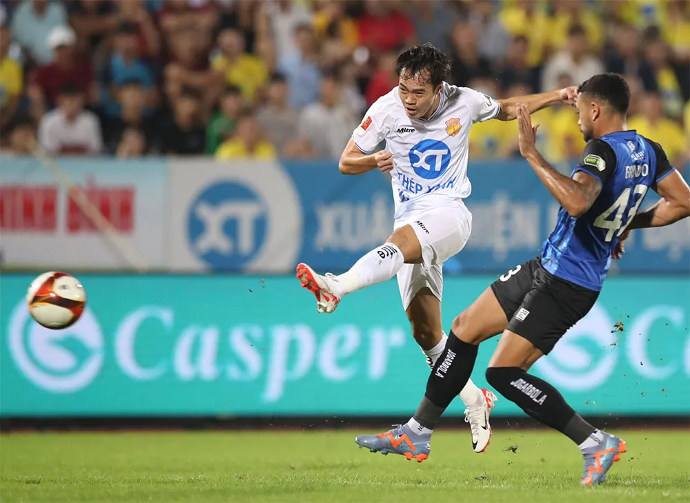 Vòng 3 Night Wolf V.League 1-2023/24: Những cảm xúc đảo chiều - Ảnh 3. Vòng 3 Night Wolf V.League 1-2023/24: Những cảm xúc đảo chiều - Ảnh 3.