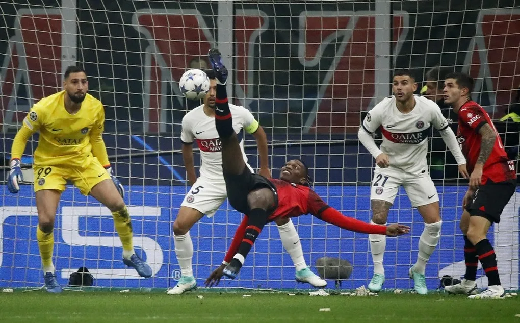 Kết quả UEFA Champions League 8/11: Barca và PSG thua sốc - Ảnh 2. Kết quả UEFA Champions League 8/11: Barca và PSG thua sốc - Ảnh 2.