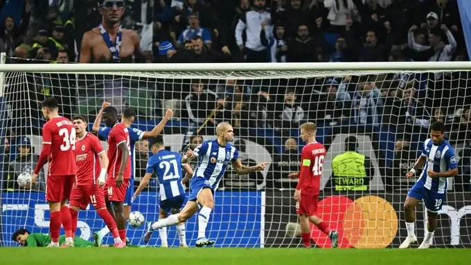 Pepe phá kỷ lục của Totti ở UEFA Champions League - Ảnh 1. Pepe phá kỷ lục của Totti ở UEFA Champions League - Ảnh 1.