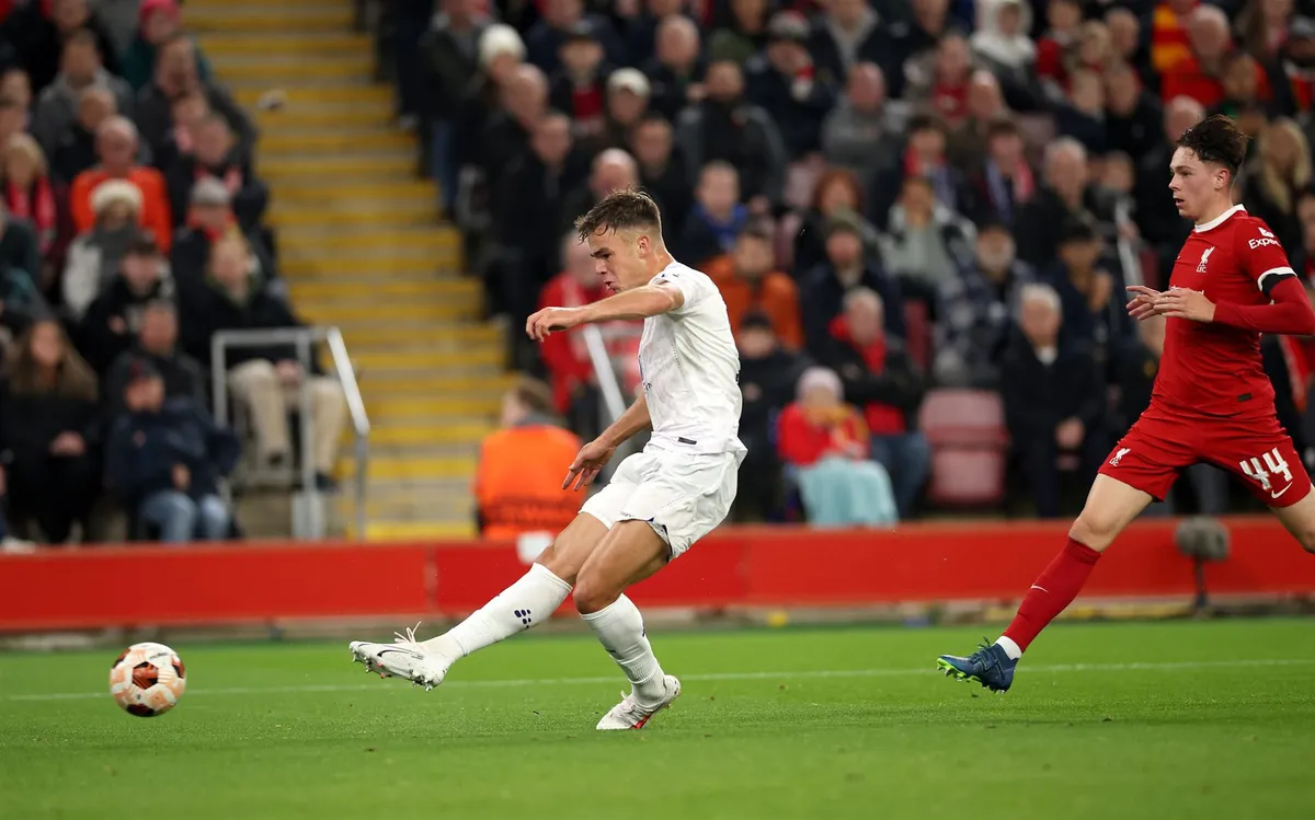 Toulouse và Liverpool chuẩn bị cho trận đấu tại Europa League - Ảnh 1. Toulouse và Liverpool chuẩn bị cho trận đấu tại Europa League - Ảnh 1.