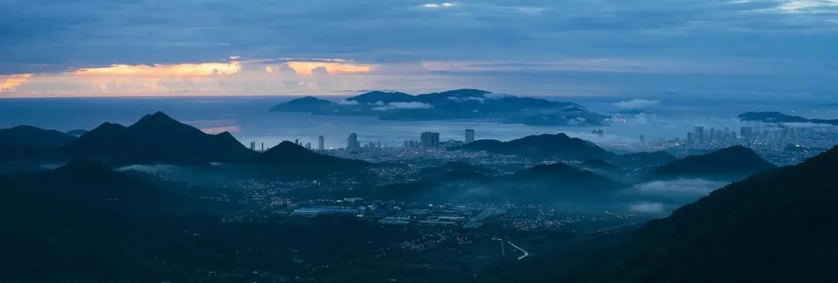 Săn mây phố biển Nha Trang trên đỉnh núi Hòn Én - Ảnh 4.