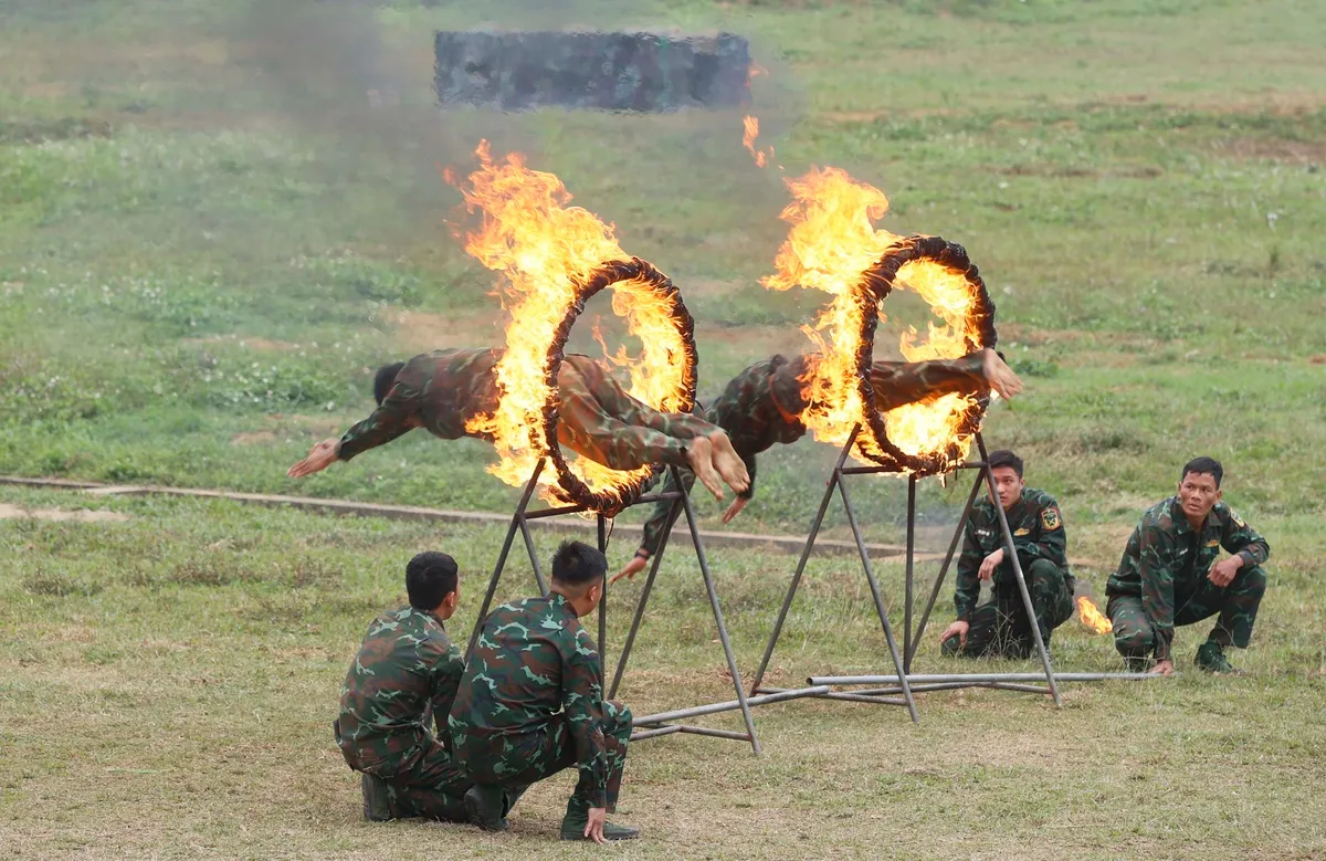 Chủ tịch nước Võ Văn Thưởng thăm Binh chủng Đặc công - Ảnh 3.