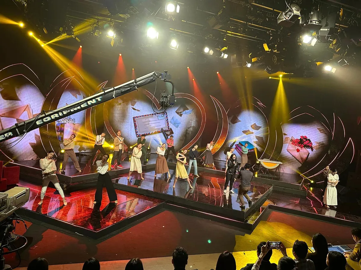 TRỰC TIẾP Gala kỷ niệm 15 năm Trái tim cho em (20h, VTV1) - Ảnh 4. TRỰC TIẾP Gala kỷ niệm 15 năm Trái tim cho em (20h, VTV1) - Ảnh 4.