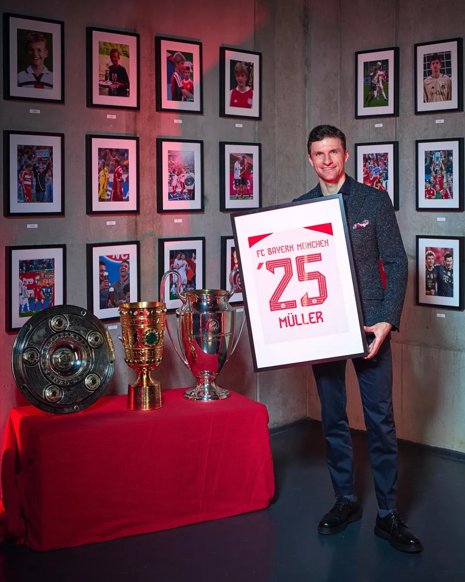 Thomas Muller tiếp tục gắn bó với Bayern Munich đến 2025 - Ảnh 1. Thomas Muller tiếp tục gắn bó với Bayern Munich đến 2025 - Ảnh 1.