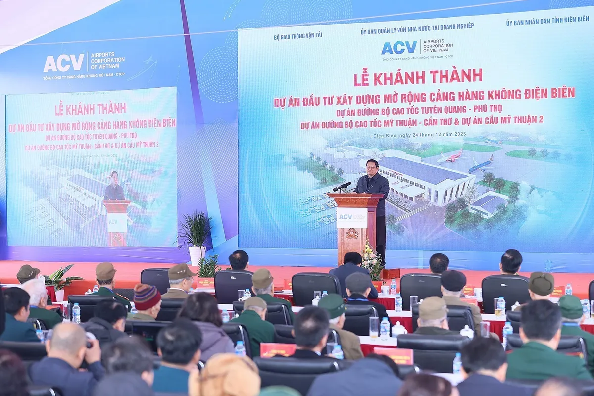 Thủ tướng Phạm Minh Ch&iacute;nh dự lễ kh&aacute;nh th&agrave;nh đồng loạt 4 dự &aacute;n giao th&ocirc;ng quan trọng - Ảnh 2.