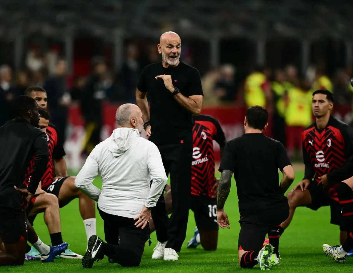 Phong độ đối lập của 2 đội bóng thành Milan - Ảnh 2. Phong độ đối lập của 2 đội bóng thành Milan - Ảnh 2.