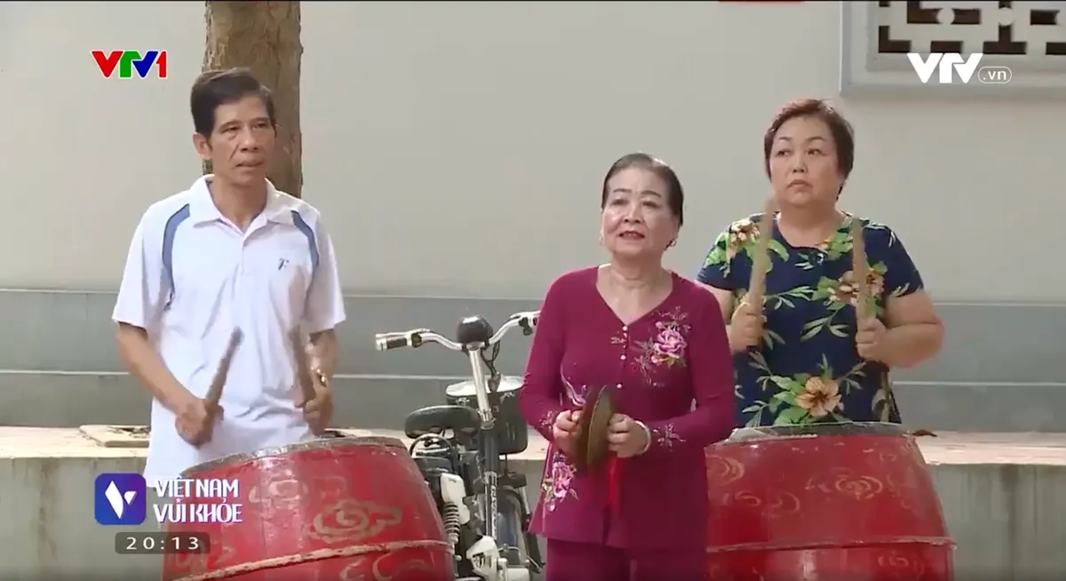 Người cao tuổi sống vui khỏe, có ích với các hoạt động văn nghệ - Ảnh 10.