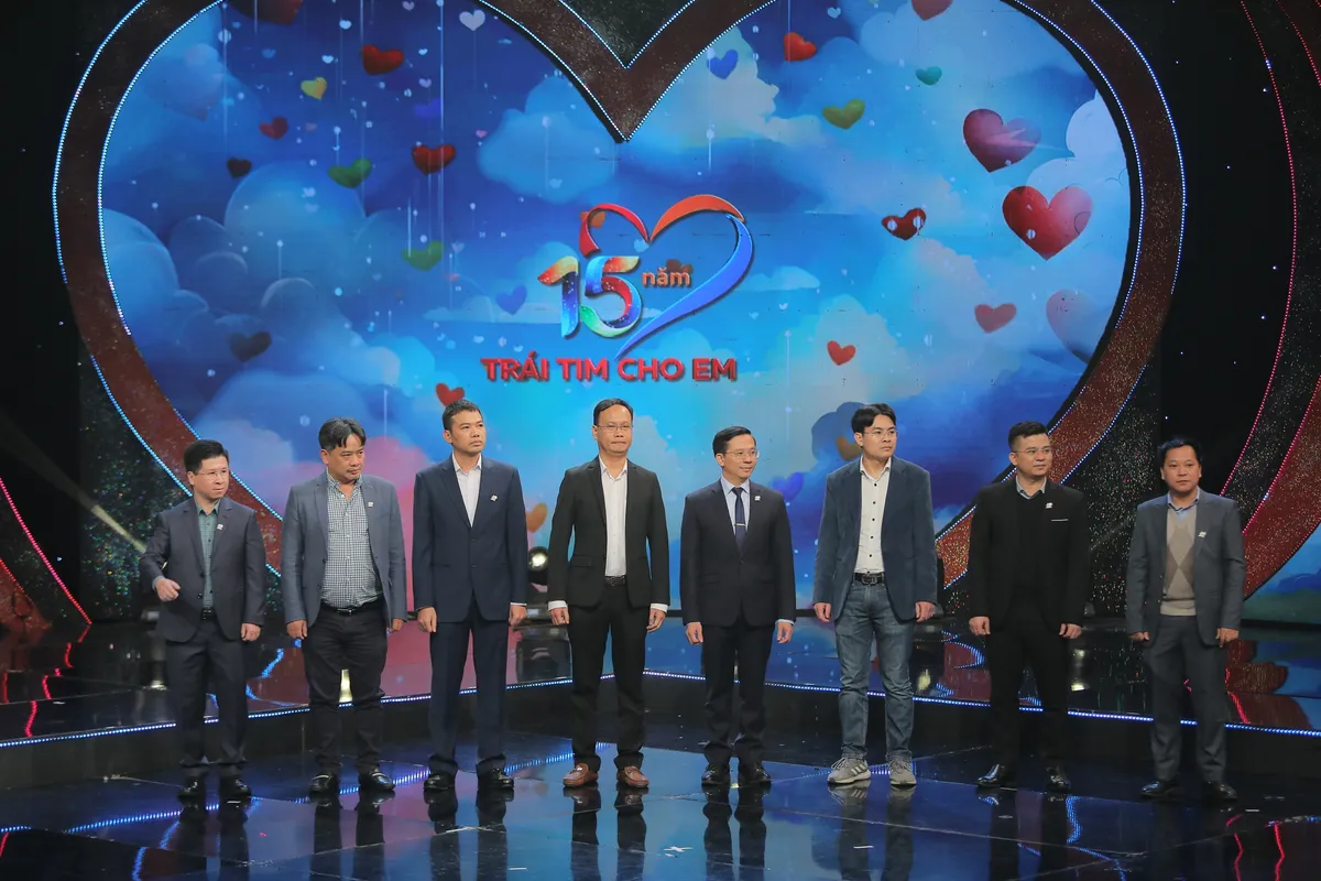 Gala 15 năm Gala Trái tim cho em - những khoảnh khắc đầy xúc cảm - Ảnh 18.