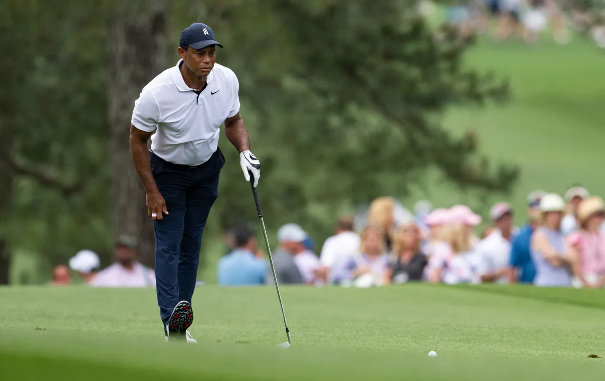 Chấn thương của Tiger Woods nặng hơn dự kiến - Ảnh 1. Chấn thương của Tiger Woods nặng hơn dự kiến - Ảnh 1.