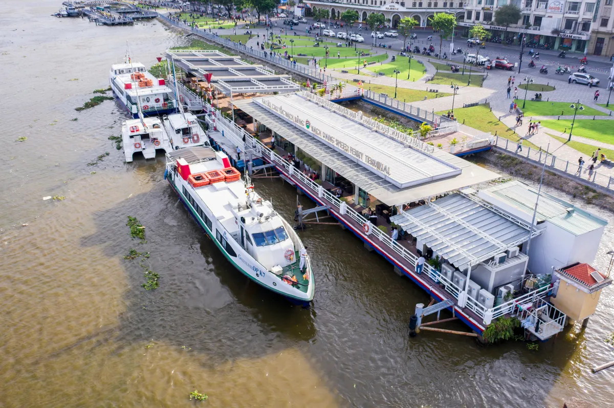 Doanh nghiệp xin gia hạn hoạt động bến thủy Bạch Đằng đến sau lễ 30/4 - Ảnh 1.