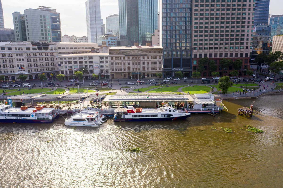 Doanh nghiệp xin gia hạn hoạt động bến thủy Bạch Đằng đến sau lễ 30/4 - Ảnh 2.