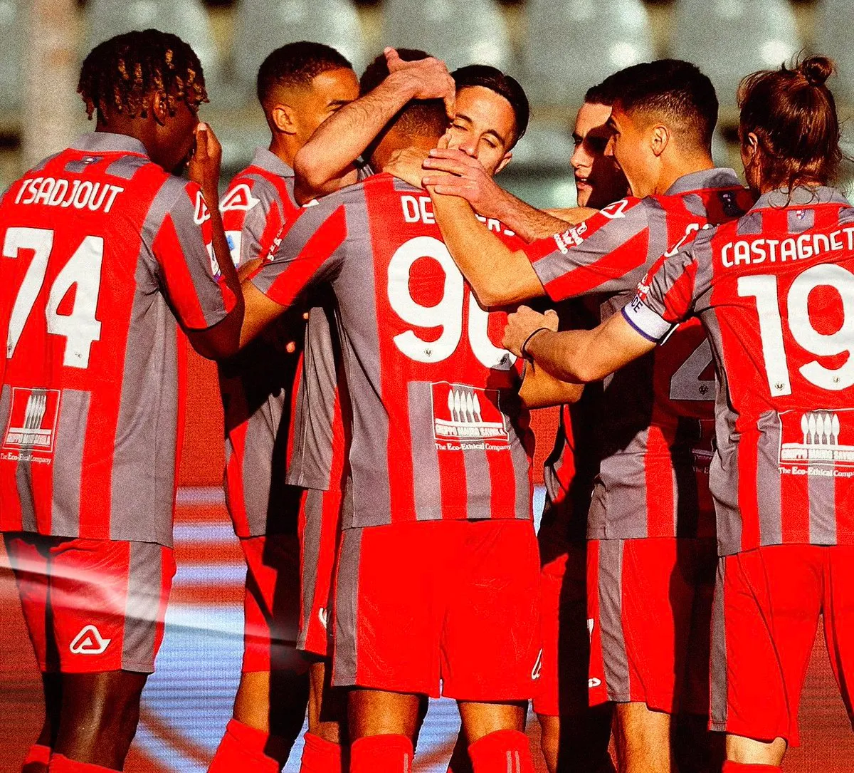 Vòng 30 Serie A: Cremonese thắng trận quan trọng, Spezia thua đậm Lazio - Ảnh 1. Vòng 30 Serie A: Cremonese thắng trận quan trọng, Spezia thua đậm Lazio - Ảnh 1.