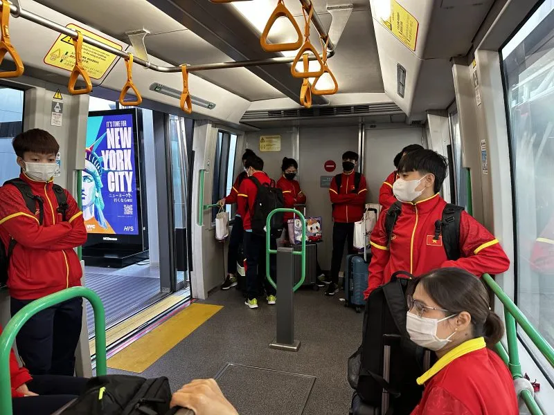 ĐT nữ Việt Nam lên đường tập huấn, chuẩn bị SEA Games 32 - Ảnh 2. ĐT nữ Việt Nam lên đường tập huấn, chuẩn bị SEA Games 32 - Ảnh 2.