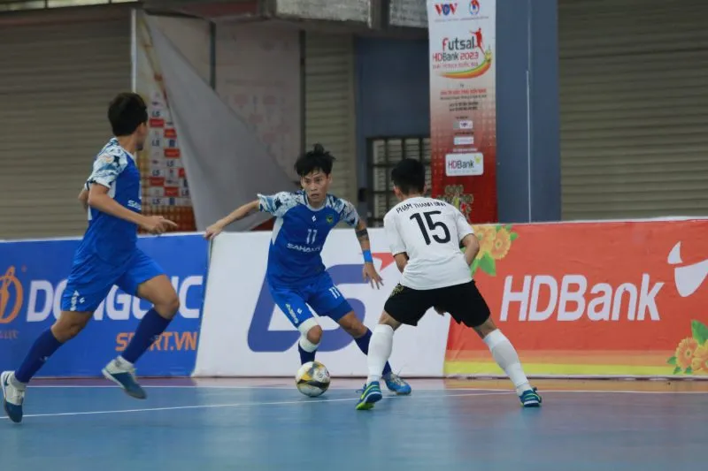 Vòng 7 giải Futsal HDBank VĐQG 2023 (17/4): Sahako thua trận thứ ba liên tiếp - Ảnh 2. Vòng 7 giải Futsal HDBank VĐQG 2023 (17/4): Sahako thua trận thứ ba liên tiếp - Ảnh 2.