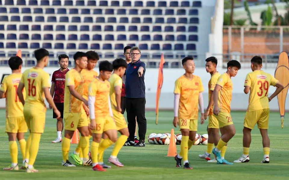 Tiền đạo Bùi Vĩ Hào đặt mục tiêu ghi bàn thắng trong mọi trận đấu của U22 Việt Nam - Ảnh 1. Tiền đạo Bùi Vĩ Hào đặt mục tiêu ghi bàn thắng trong mọi trận đấu của U22 Việt Nam - Ảnh 1.