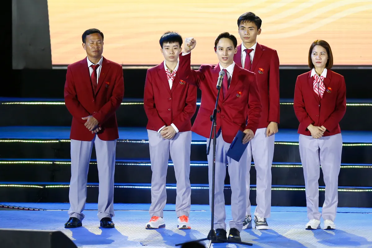 ẢNH | Lễ xuất quân của Đoàn Thể thao Việt Nam tham dự SEA Games 32 - Ảnh 3. ẢNH | Lễ xuất quân của Đoàn Thể thao Việt Nam tham dự SEA Games 32 - Ảnh 3.