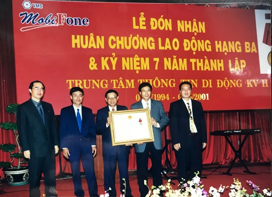 Nhà mạng giúp nâng tầm cuộc sống người dân Việt Nam - Ảnh 1.