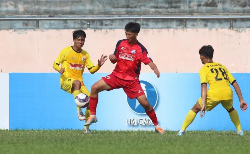VCK Giải bóng đá Vô địch U19 quốc gia 2023 | Hà Nội thắng chật vật, Tây Ninh gây bất ngờ - Ảnh 1. VCK Giải bóng đá Vô địch U19 quốc gia 2023 | Hà Nội thắng chật vật, Tây Ninh gây bất ngờ - Ảnh 1.