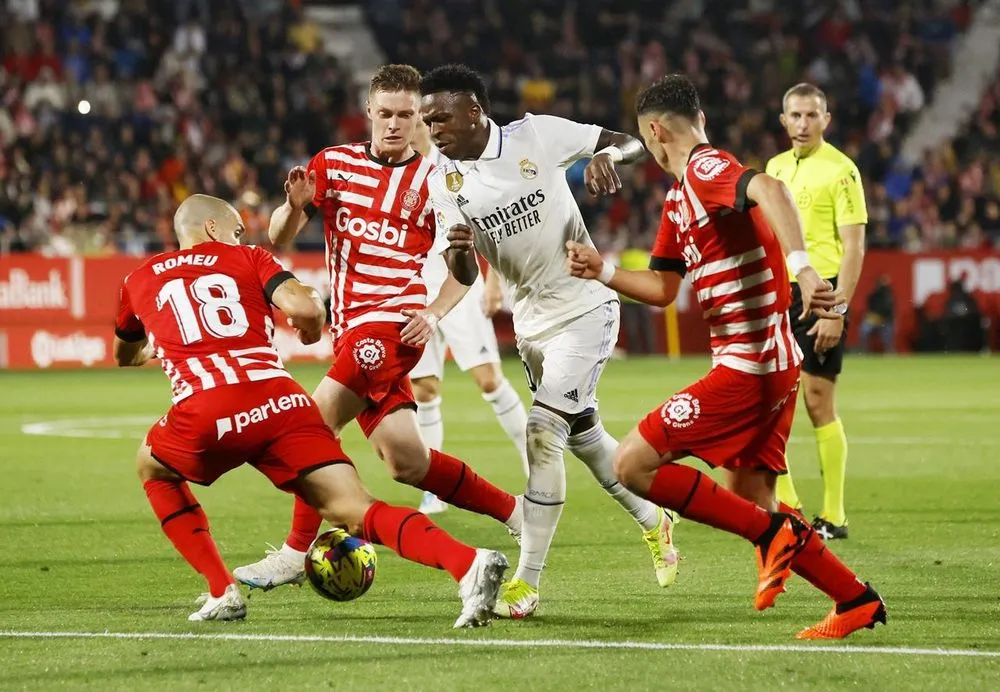 Thua đậm Girona, Real Madrid hết cửa vô địch La Liga - Ảnh 1. Thua đậm Girona, Real Madrid hết cửa vô địch La Liga - Ảnh 1.