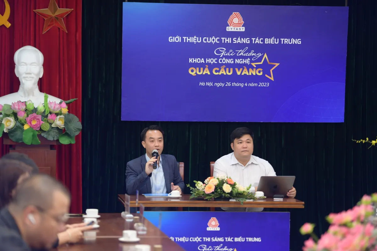 Thi sáng tác logo Giải thưởng Khoa học công nghệ Quả Cầu Vàng - Ảnh 2.