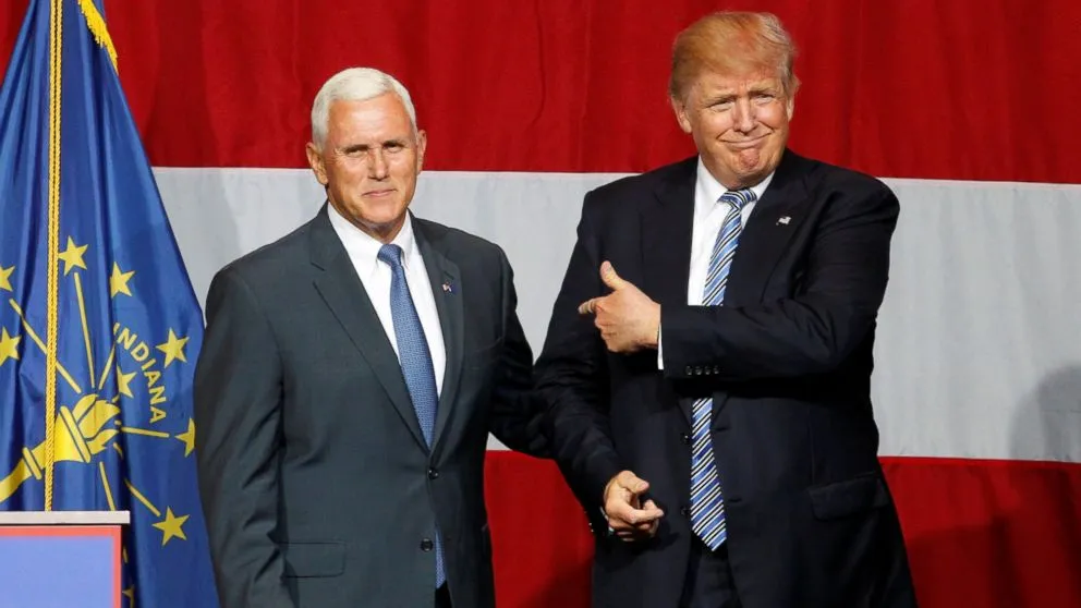 Cựu Phó Tổng thống Mỹ Pence làm chứng tại đại bồi thẩm đoàn điều tra ông Trump - Ảnh 1.