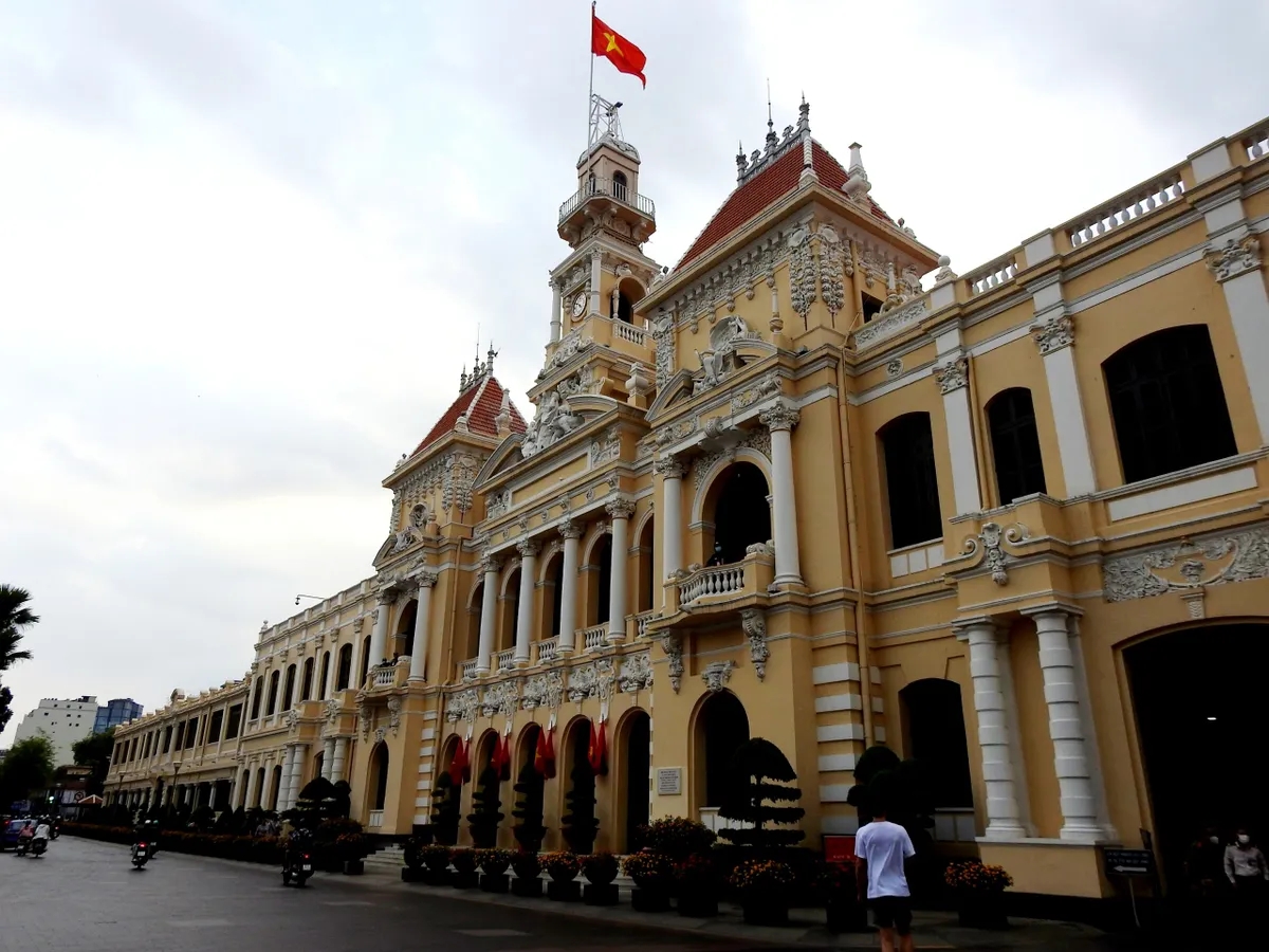 Hàng ngàn người dân tham quan miễn phí trụ sở HĐND- UBND TP Hồ Chí Minh - Ảnh 7.