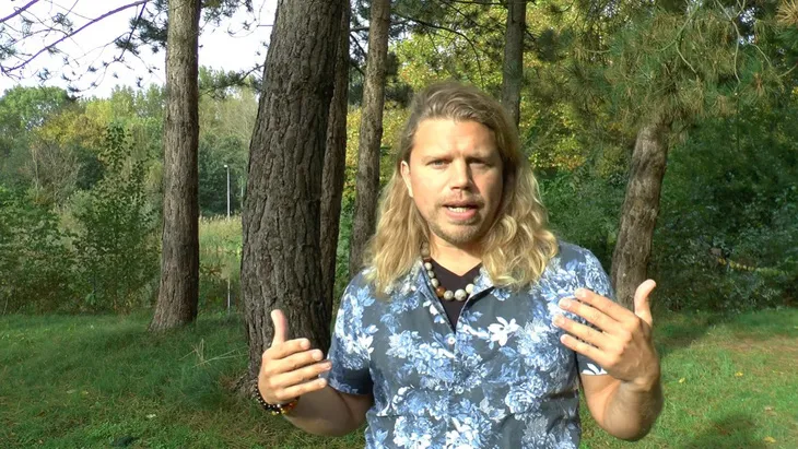 H&agrave; Lan: Cha của khoảng 500-600 đứa trẻ bị cấm hiến tinh tr&ugrave;ng - Ảnh 1.