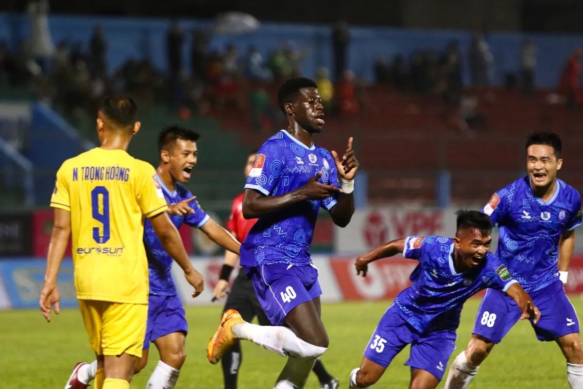 Lịch thi đấu và trực tiếp V.League hôm nay (07/4) | Nam Định gặp Khánh Hòa và SLNA gặp B.Bình Dương - Ảnh 1. Lịch thi đấu và trực tiếp V.League hôm nay (07/4) | Nam Định gặp Khánh Hòa và SLNA gặp B.Bình Dương - Ảnh 1.
