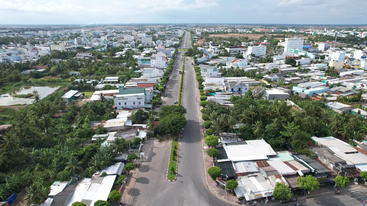 Con đường ở Bạc Liêu 20 năm chưa thông tuyến vì vướng 2 căn nhà - Ảnh 3.