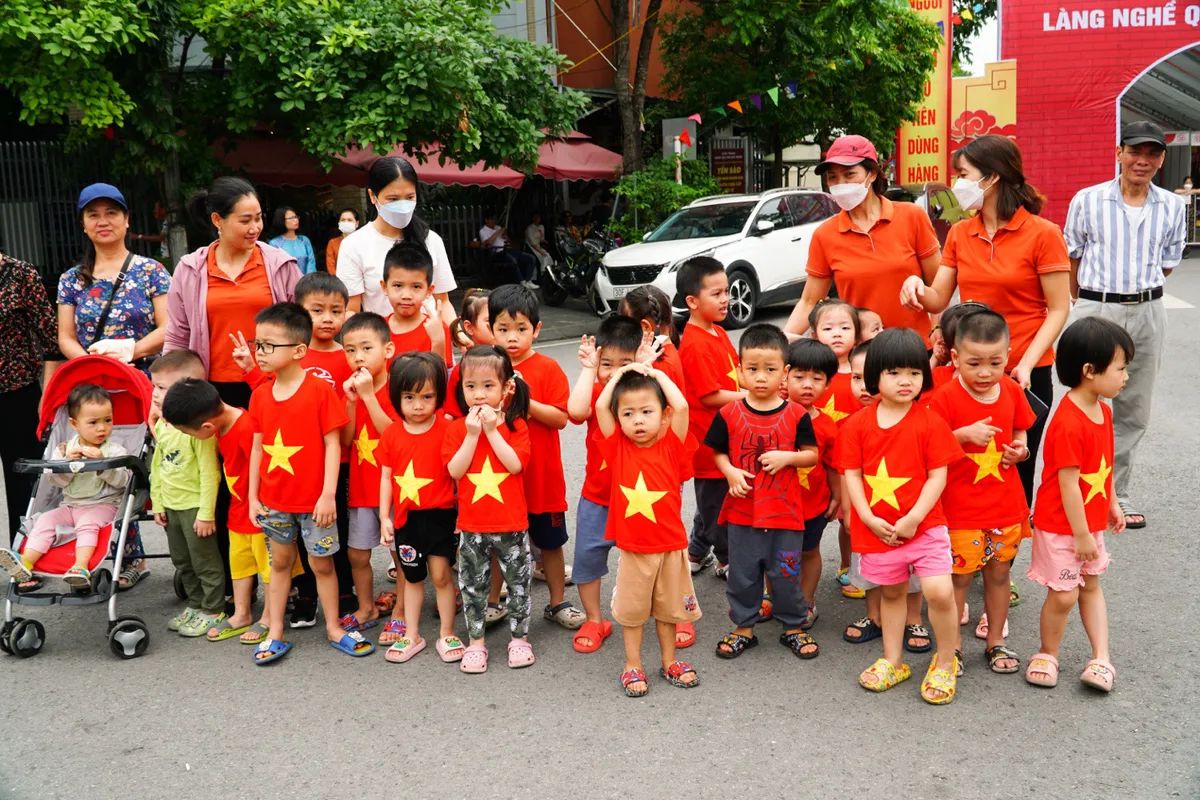 L&agrave;ng Lệ Mật tưng bừng tổ chức Lễ hội truyền thống  - Ảnh 12.