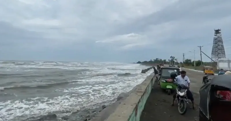 Tránh bão Mocha, Myanmar và Bangladesh khẩn trương sơ tán người dân - Ảnh 1.