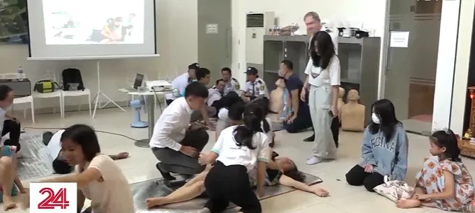 Nâng cao kỹ năng sơ cấp cứu cho cộng đồng - Ảnh 1. Nâng cao kỹ năng sơ cấp cứu cho cộng đồng - Ảnh 1.