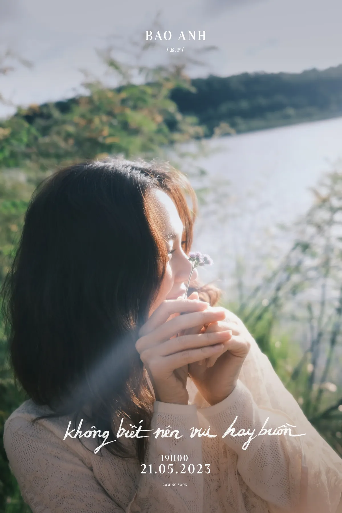 Bảo Anh xinh thơ mộng trong bộ ảnh quảng b&aacute; EP kh&ocirc;ng biết n&ecirc;n vui hay buồn - Ảnh 2.