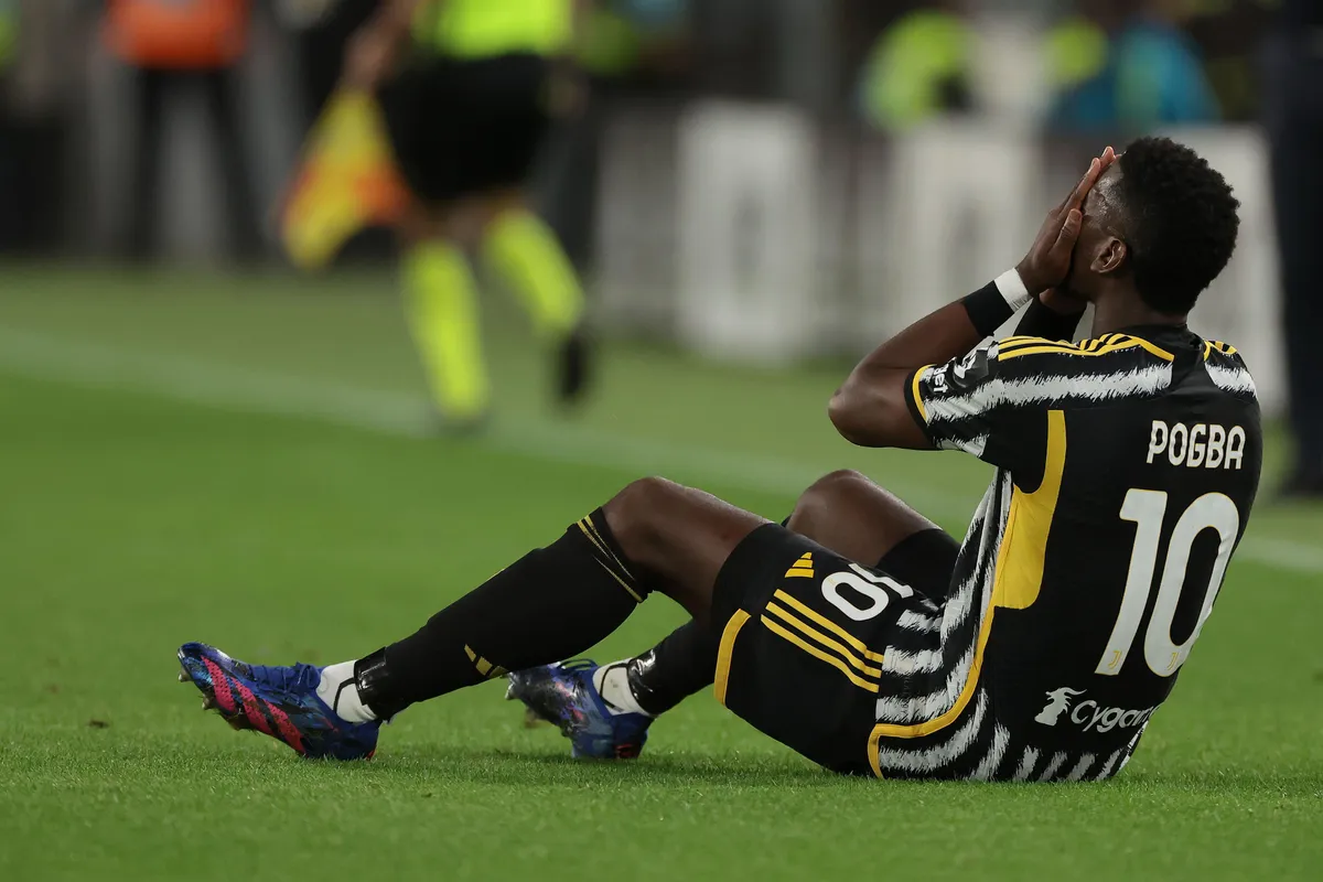 Paul Pogba và những năm tháng đáng quên trong sự nghiệp vì chấn thương - Ảnh 1. Paul Pogba và những năm tháng đáng quên trong sự nghiệp vì chấn thương - Ảnh 1.