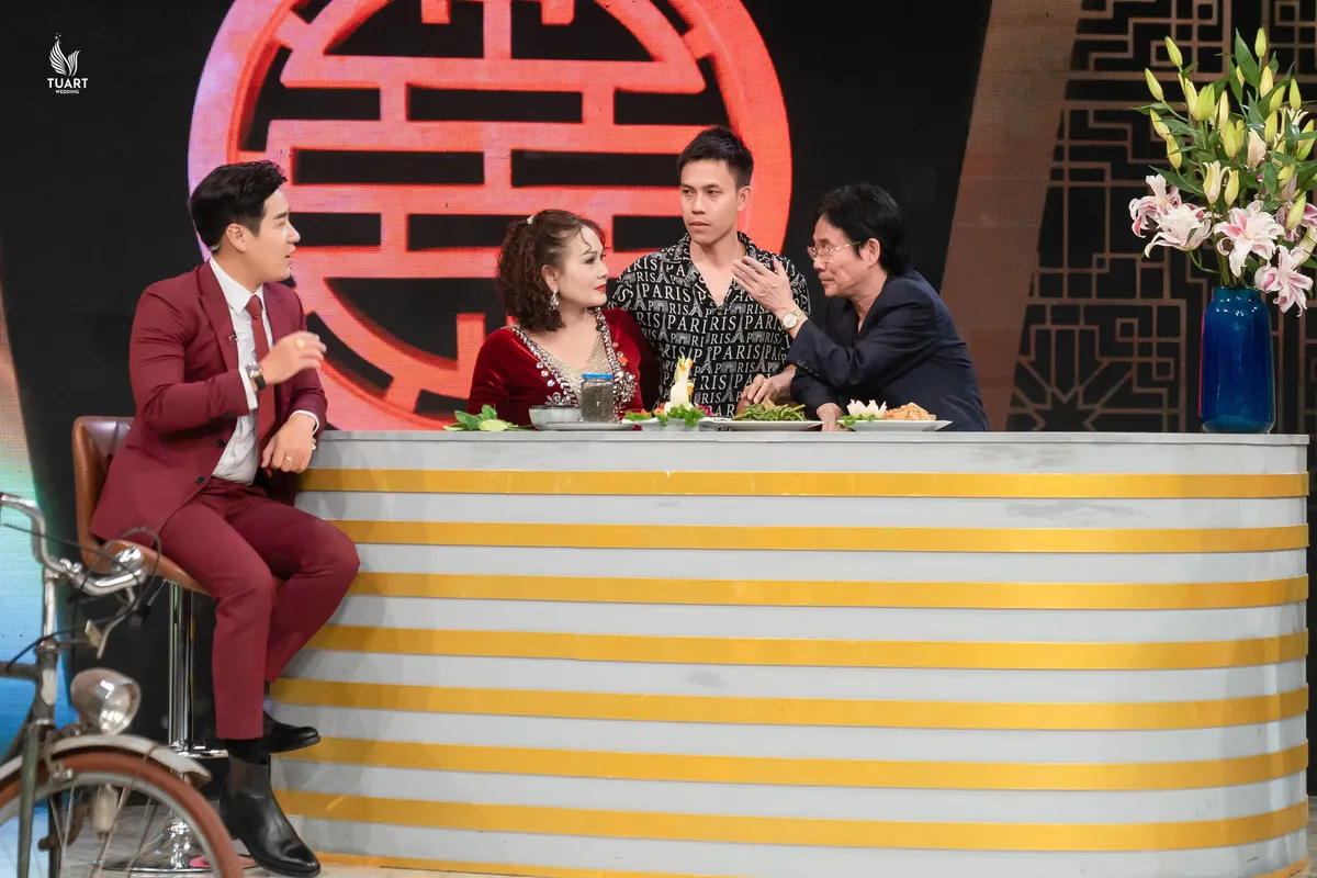 Chuyện t&igrave;nh y&ecirc;u V&acirc;n Quyền - Đo&agrave;n Vinh: Bắt đầu từ ch&ugrave;m hoa bưởi, đ&aacute;p lại bằng&hellip; 2 quả trứng g&agrave; luộc - Ảnh 4.