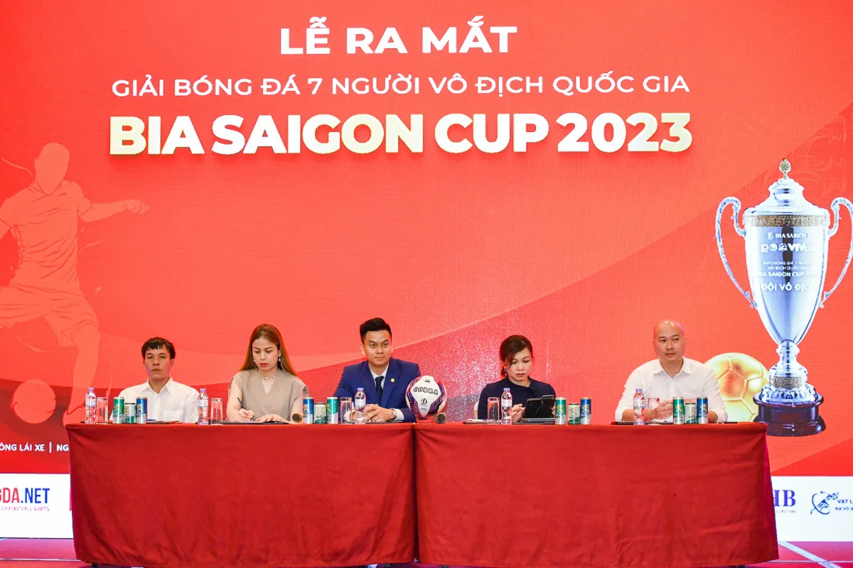 Khởi động giải bóng đá 7 người vô địch quốc gia 2023 - Ảnh 1. Khởi động giải bóng đá 7 người vô địch quốc gia 2023 - Ảnh 1.