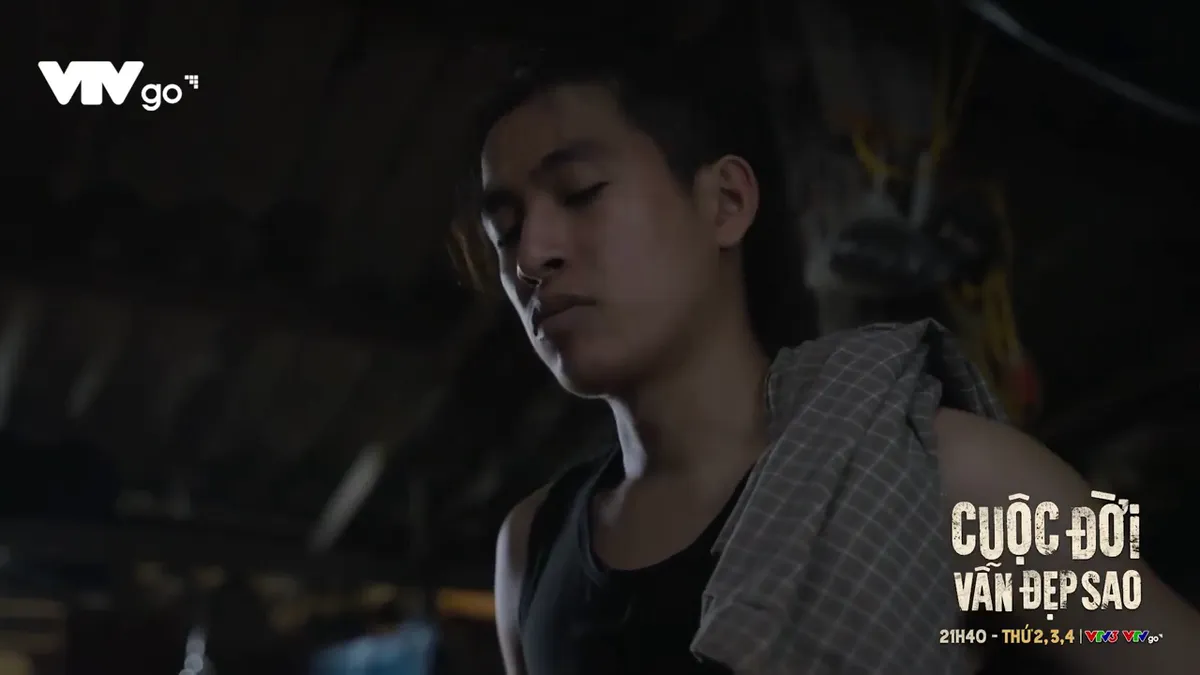 Cuộc đời vẫn đẹp sao - Tập 24: B&aacute;t ph&aacute;t hiện b&agrave; T&igrave;nh bất tỉnh - Ảnh 3.