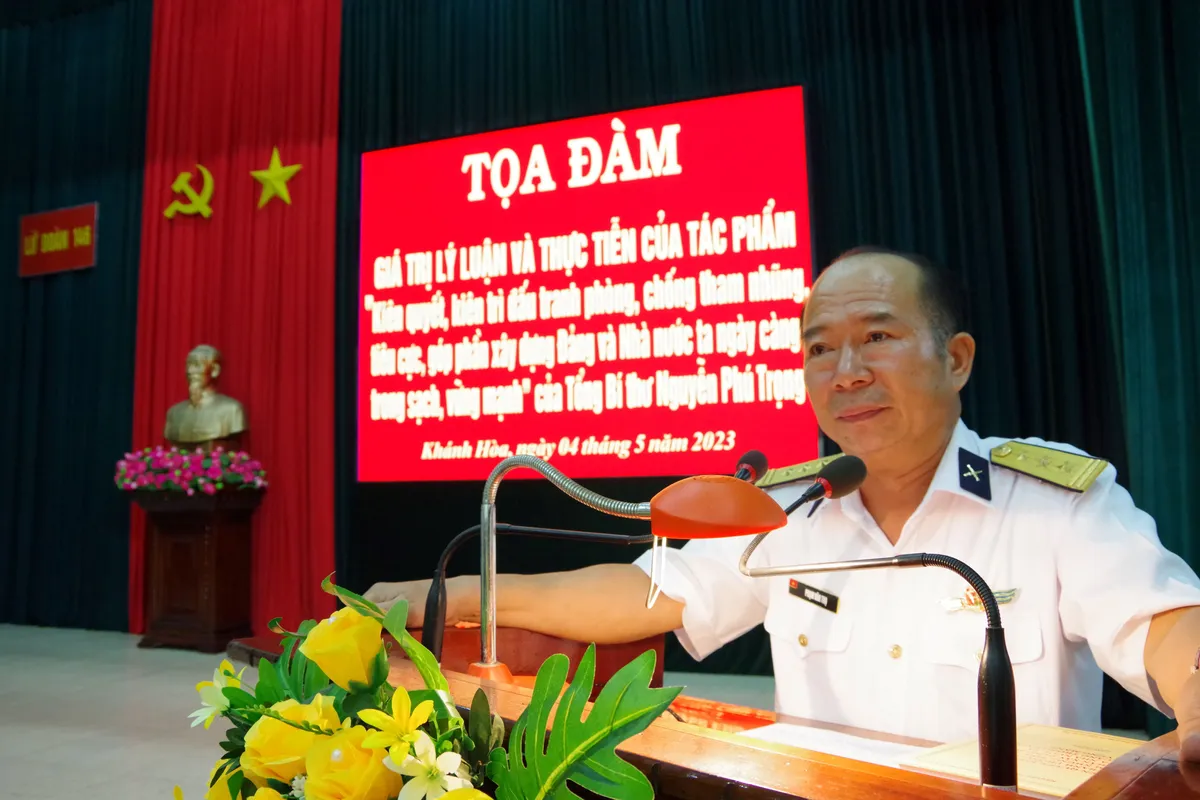 Lữ đoàn 146: Tọa đàm về cuốn sách của Tổng Bí thư Nguyễn Phú Trọng - Ảnh 1.