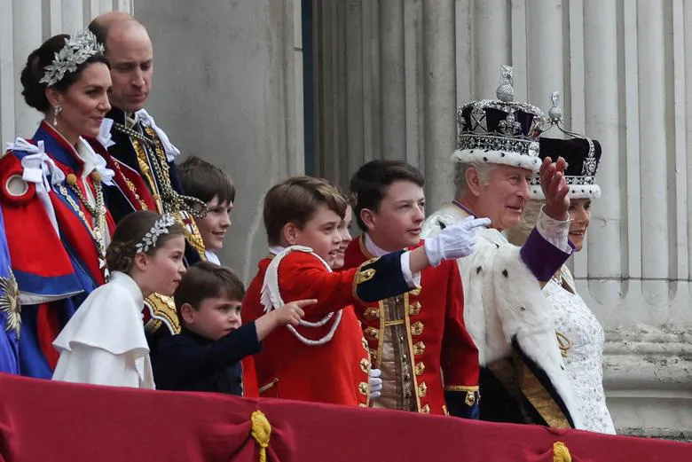 Lãnh đạo thế giới chúc mừng Vua Charles III, Hoàng hậu Camilla đăng quang - Ảnh 12.