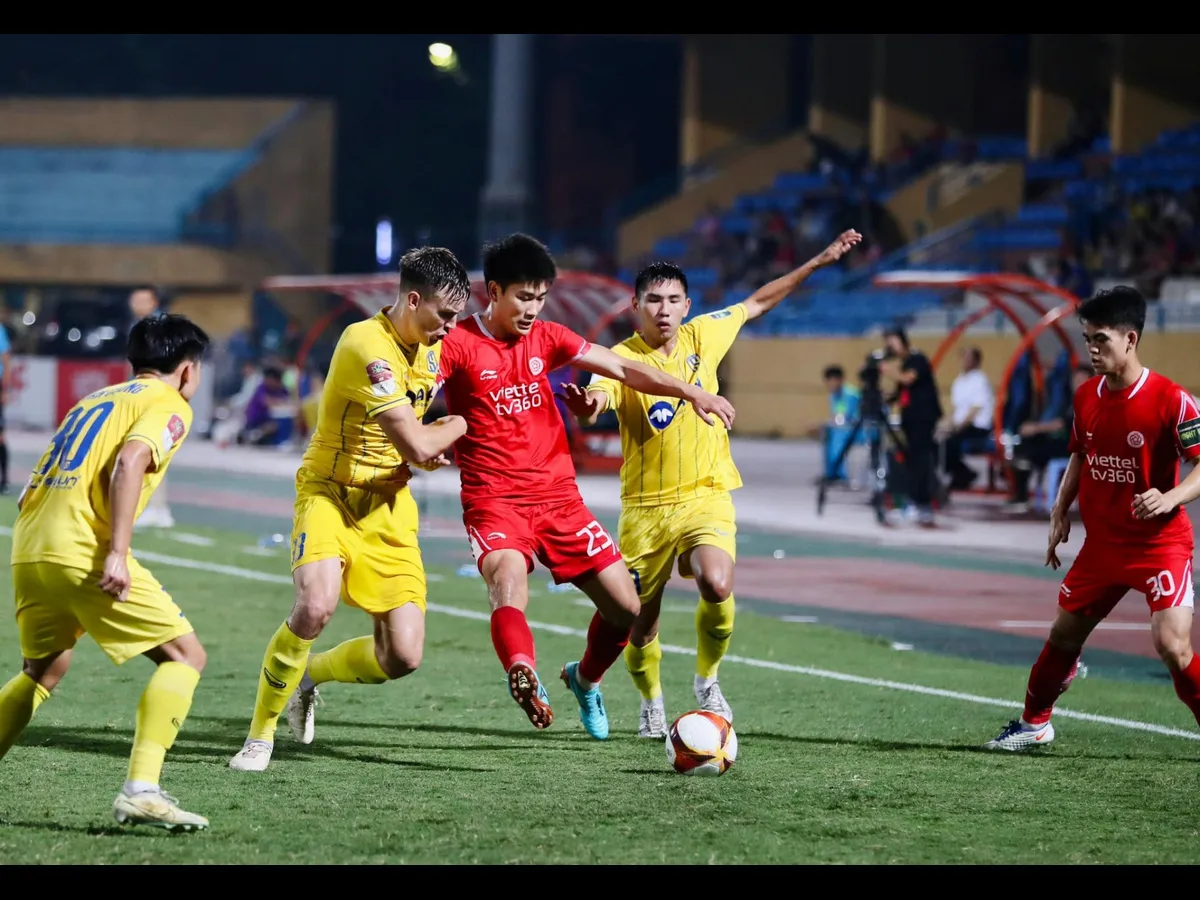 Vượt qua SLNA, CLB Viettel trở lại top 8 V.League 2023 - Ảnh 1. Vượt qua SLNA, CLB Viettel trở lại top 8 V.League 2023 - Ảnh 1.