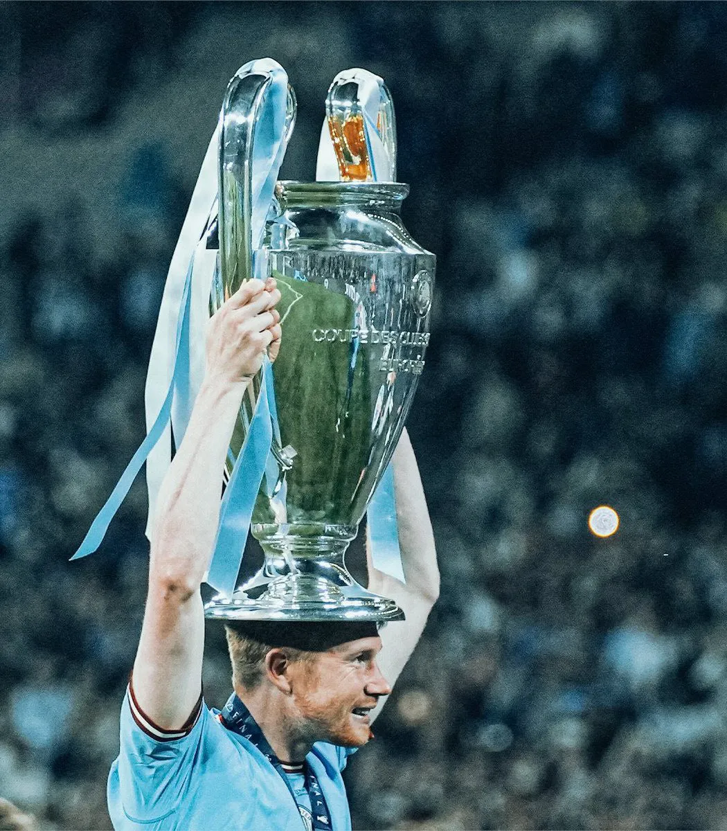 Chấn thương của De Bruyne có thể nghiêm trọng hơn dự kiến - Ảnh 2. Chấn thương của De Bruyne có thể nghiêm trọng hơn dự kiến - Ảnh 2.
